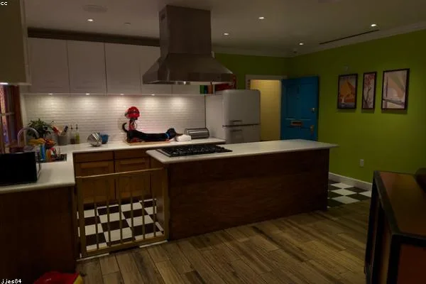 Spacious 3-bedroom for sale, top floor