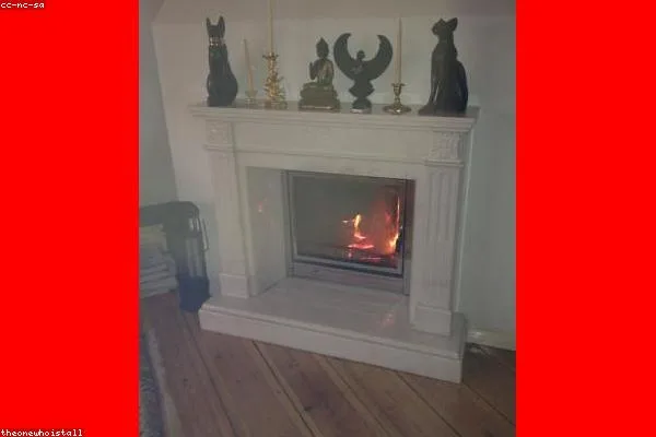 Furnished 2-bed near university, monthly